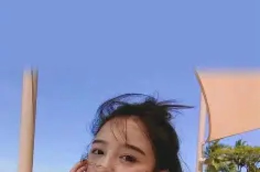 断更五个月首度发声！网红董赤赤坦言患上抑郁症遭导演恶意引导